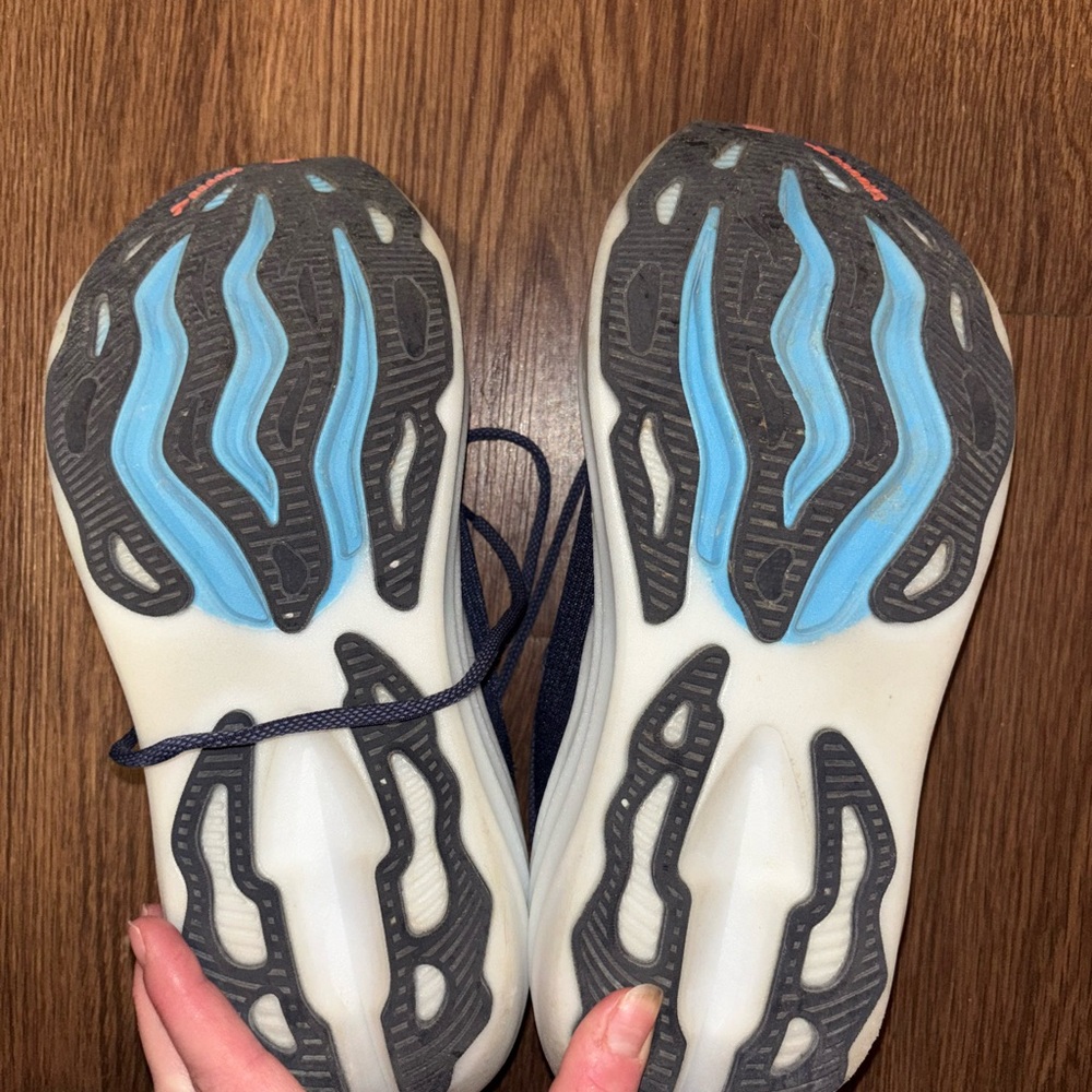 Brooks Glycerin Max Shoes - Picture 6 of 6